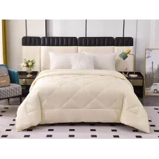 Двустороннее одеяло евро макси Sofi De Marko «Монако» молоко (велюр-сатин) 220х240