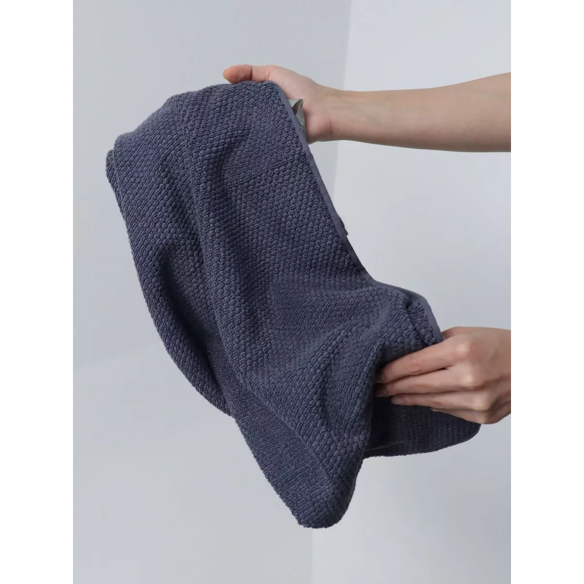 Махровое полотенце DonCotton “Lusso” (маренго), 50х90