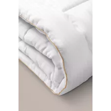 Одеяло Verossa "Hotel Line" (классическое), 172х205