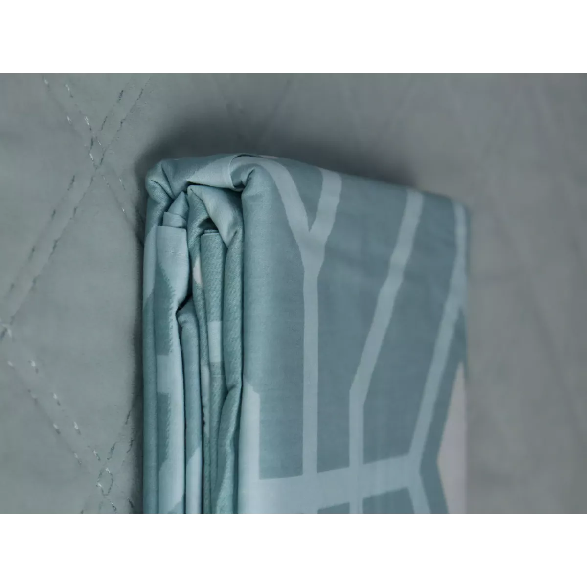 Комплект из простыни и наволочек Miss Mari "Home Collection" №2, 230х250 + 50х70