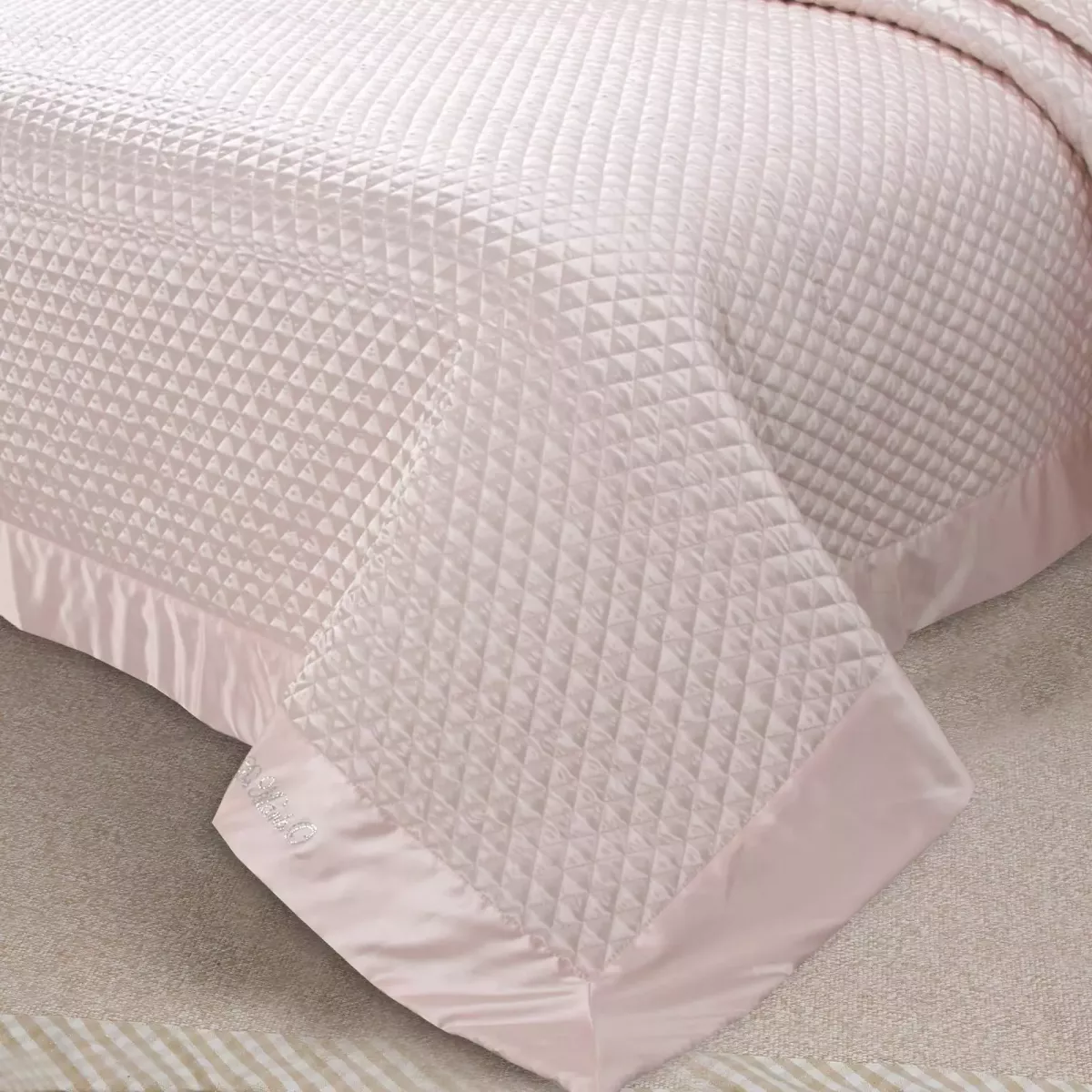 Покрывало Sofi De Marko “Тринити” (пудра), 240x260