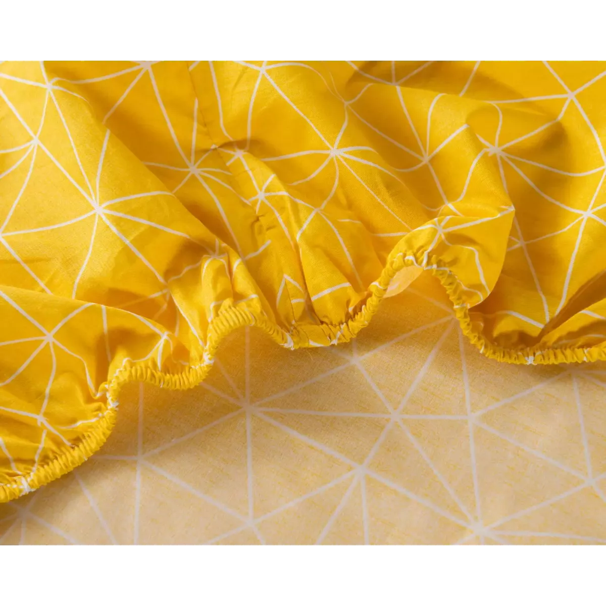 Комплект из простыни на резинке и наволочек Sofi De Marko "Лавия", 160х200+50х70