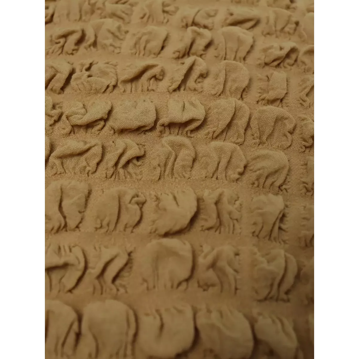 Чехол на угловой диван с оборкой бежевый