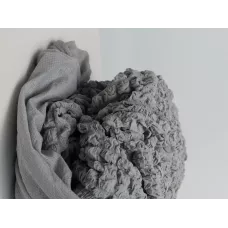 Чехол на прямой трехместный диван и два кресла с оборкой серый