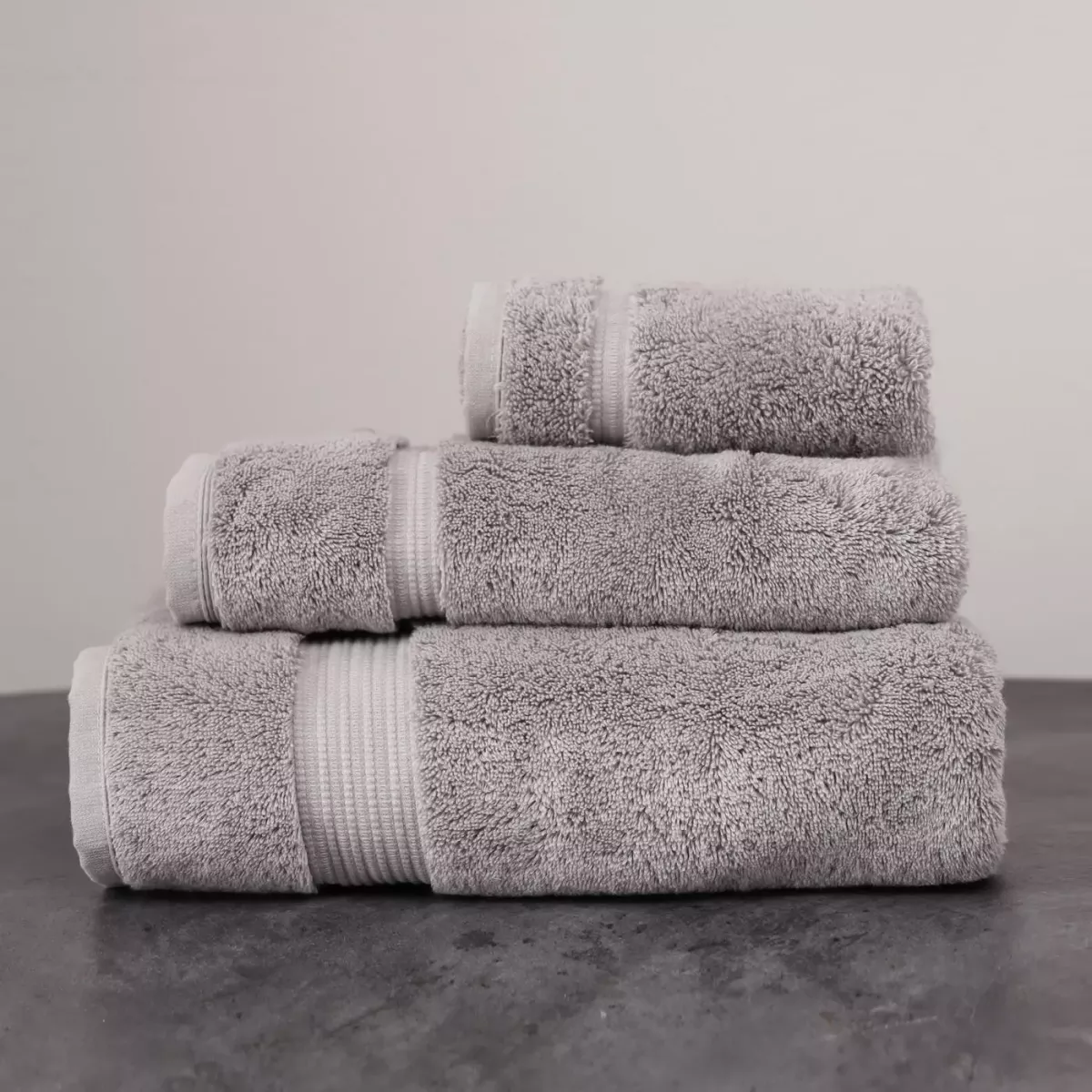 Махровое полотенце для лица Sofi De Marko “Damaris” (светло-серое), 50x90