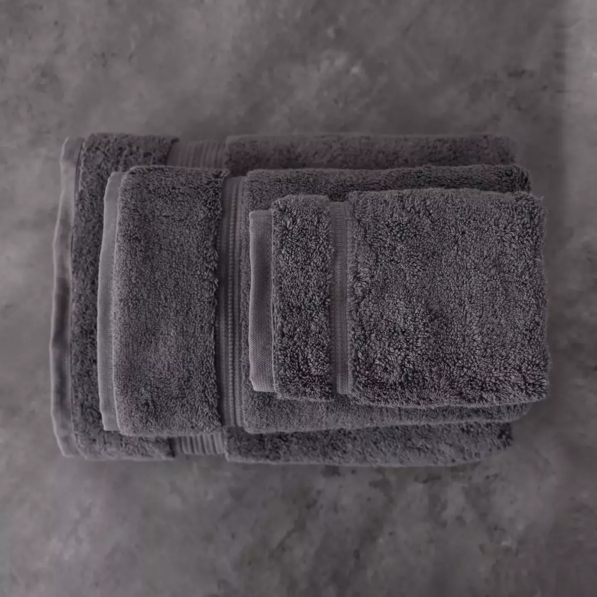 Махровое полотенце для тела Sofi De Marko “Damaris” (антрацит), 70x140