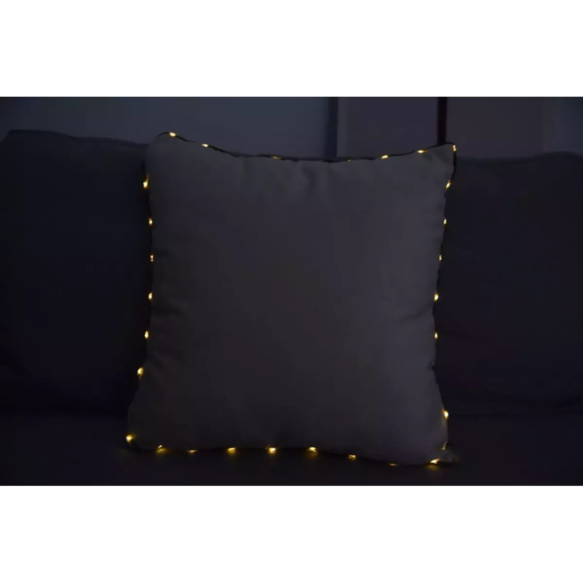 Декоративная наволочка Sofi De Marko "Flash" (пепел роза), 45х45