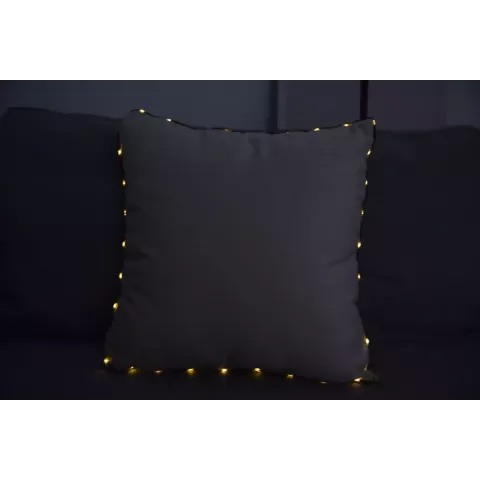 Декоративная наволочка Sofi De Marko "Flash" (черная), 45х45