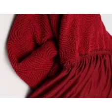 Чехол на угловой диван с оборкой бордовый