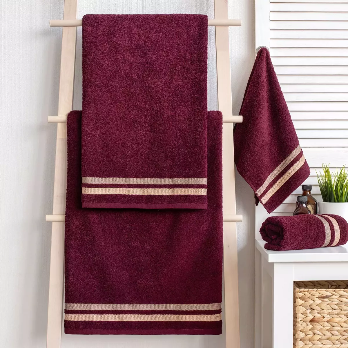 Махровое полотенце Самойловский текстиль "Исландия" (темно-бордовый), 100х150