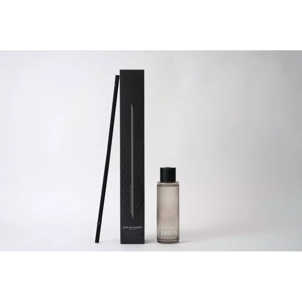 Ароматический диффузор Sofi De Marko "Sandalwood Blossom", 400 мл