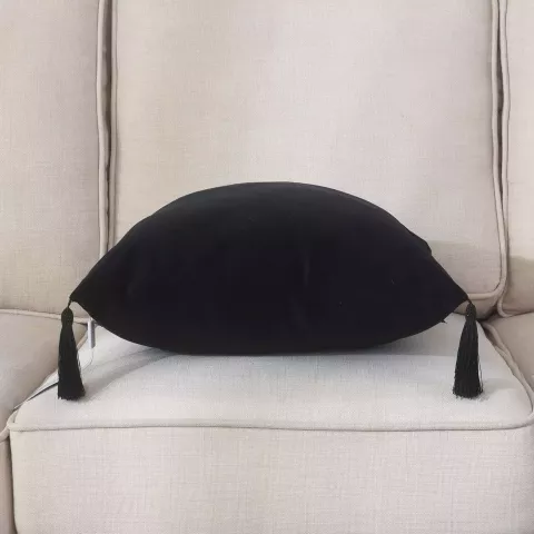 Декоративная наволочка Sofi De Marko Кэтрин (черная), 45х45