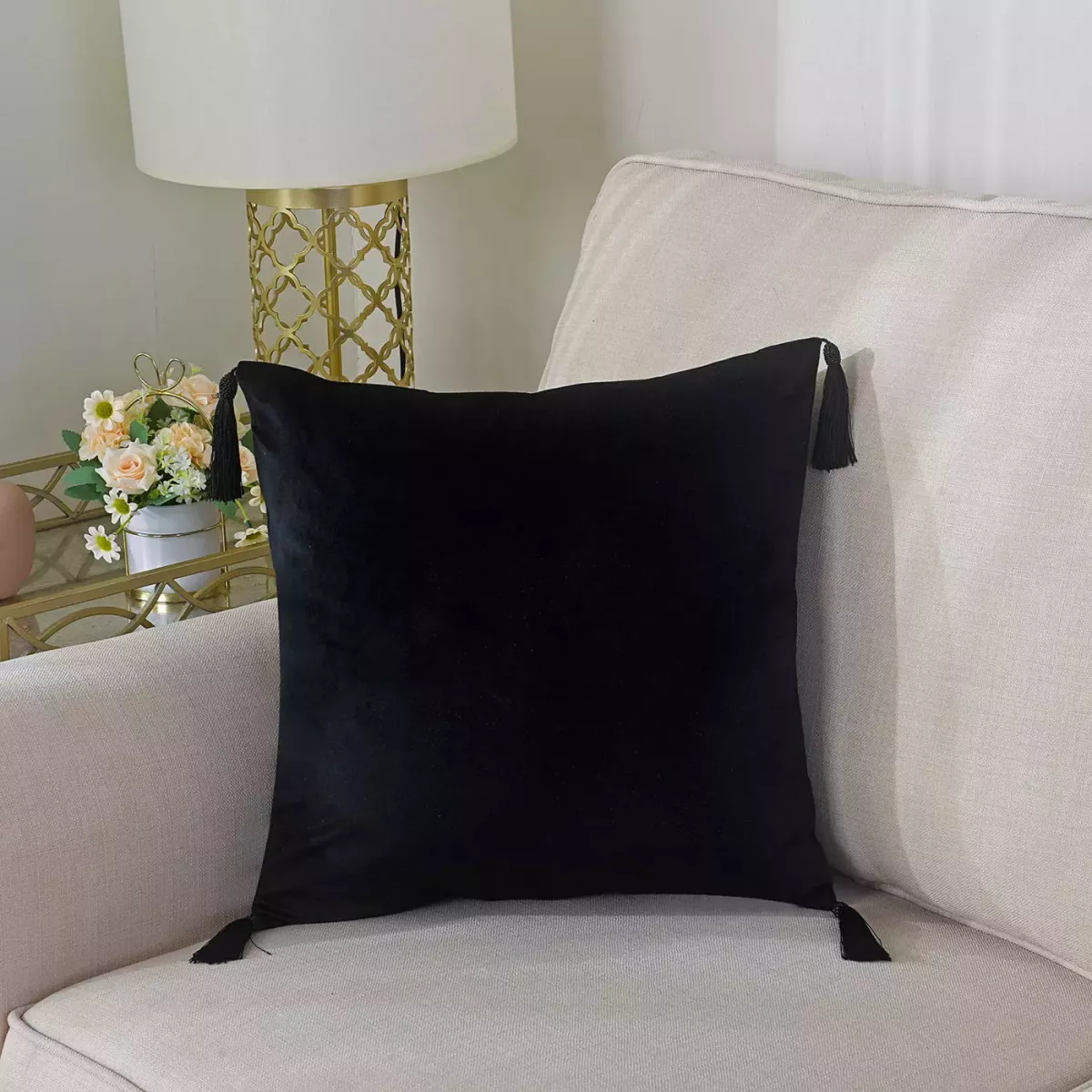 Декоративная наволочка Sofi De Marko Кэтрин (черная), 45х45