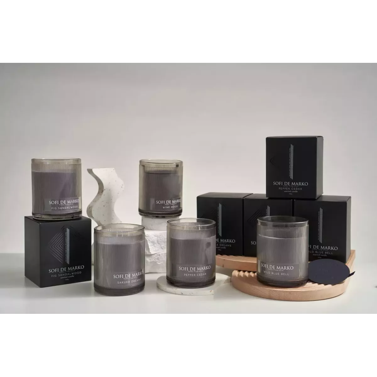 Свеча ароматическая большая Sofi De Marko "Fig Sandalwood" (500гр), 1 шт