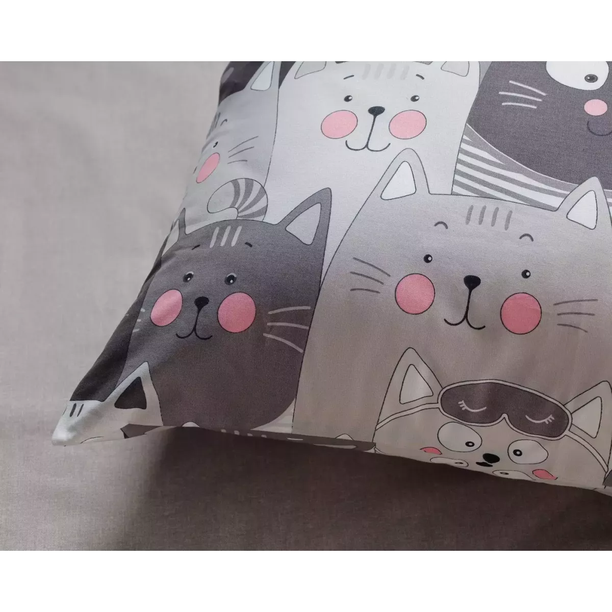 Комплект постельного белья Siberia Home “Котята” (серый), 1.5 спальный