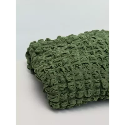 Чехол на прямой трехместный диван и два кресла с оборкой зеленый