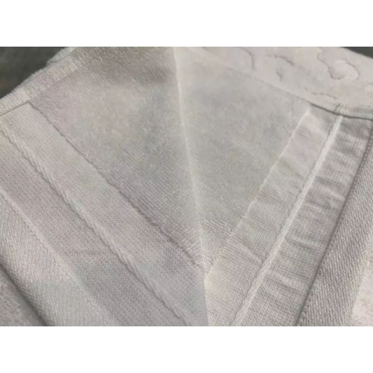 Махровое полотенце Sofi De Marko “Tiger” (белое), 70x140