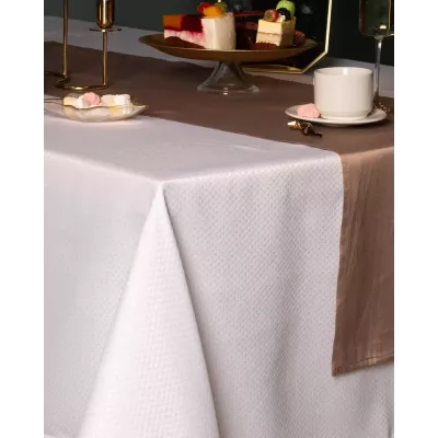 Скатерть Sofi de Marko "Ирида" (белая), 160 см