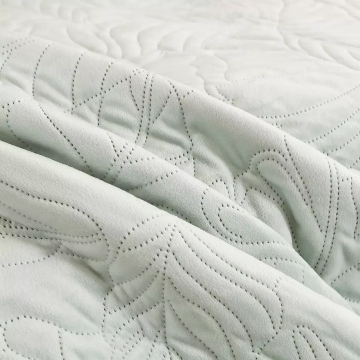 Велюровое покрывало Sofi De Marko “Мелисса” (ментол), 240x260