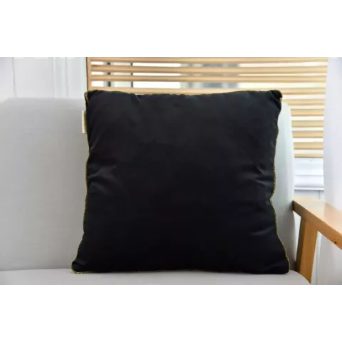 Декоративная наволочка Sofi De Marko "Flash" (черная), 45х45