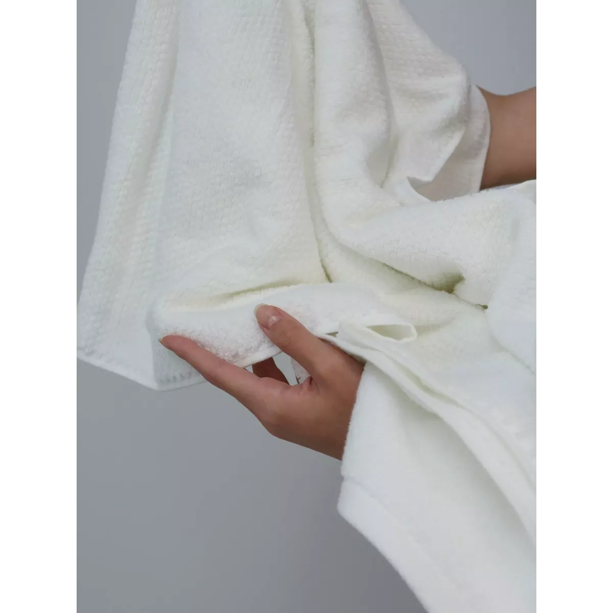 Махровое полотенце DonCotton “Lusso” (белый), 70х140