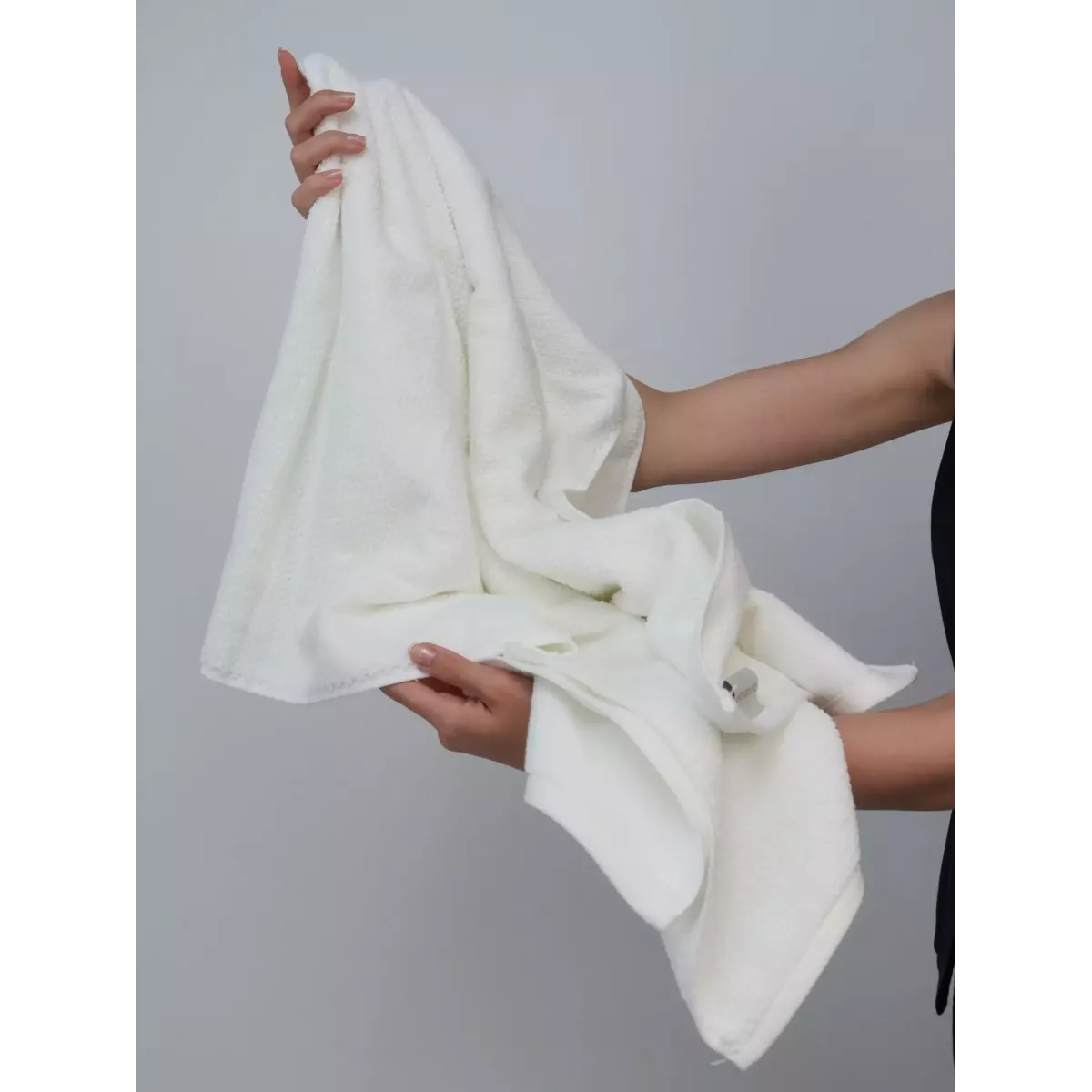 Махровое полотенце DonCotton “Lusso” (белый), 70х140