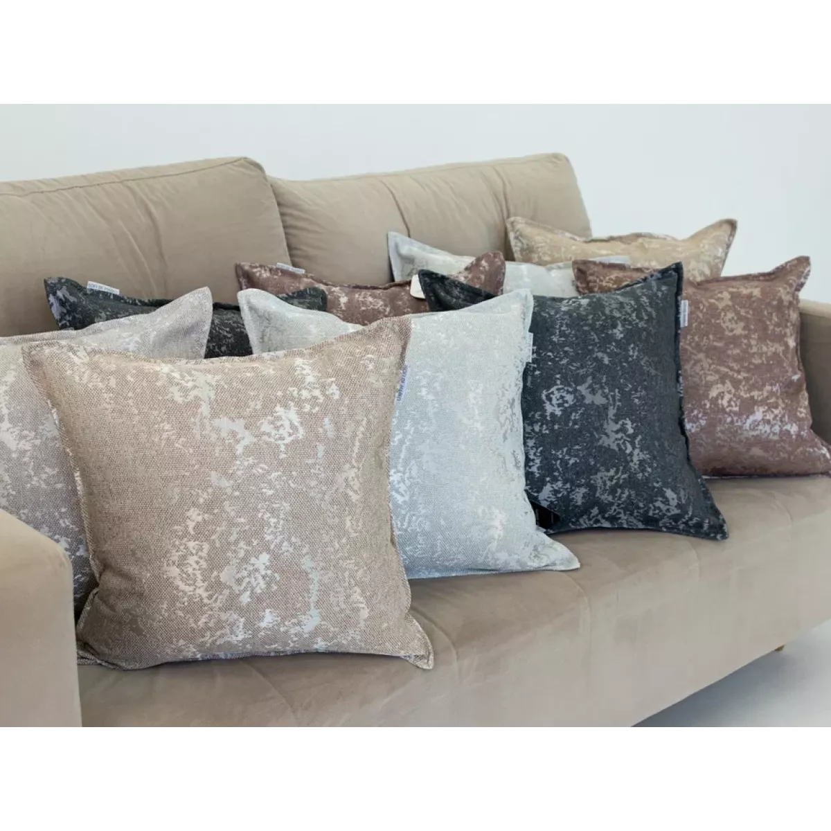 Декоративная наволочка Sofi De Marko "Стейси" (чайная роза), 45х45