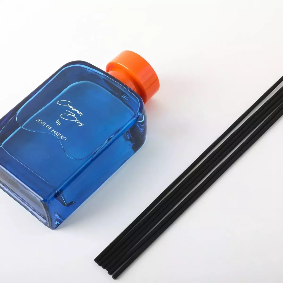 Ароматический диффузор Sofi De Marko "Cinnamon Berry", 200 мл