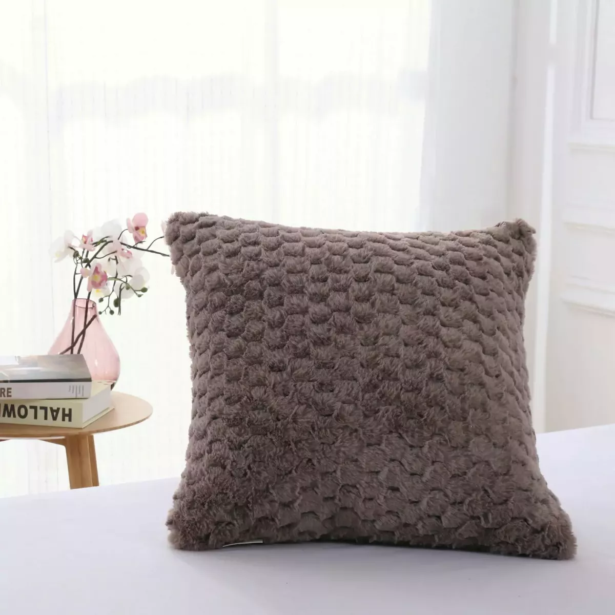 Декоративная наволочка Sofi De Marko Аврил (мокко), 45х45