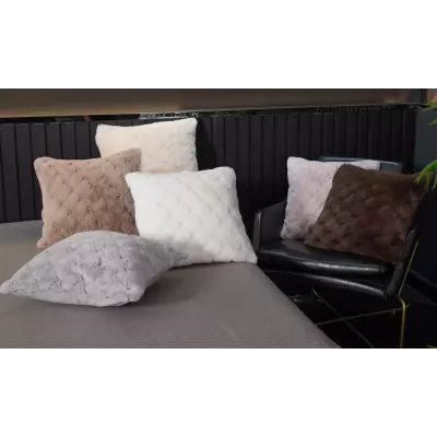 Декоративная наволочка Sofi De Marko "Бернард" (шоколад), 45х45